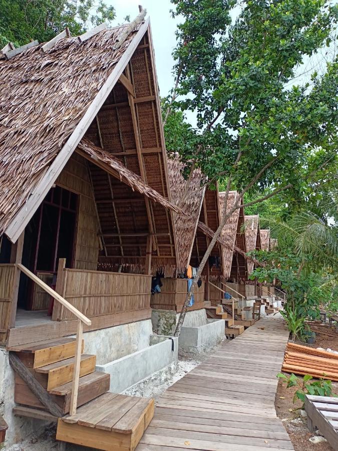 Kri Warahnus Dive Homestay מראה חיצוני תמונה
