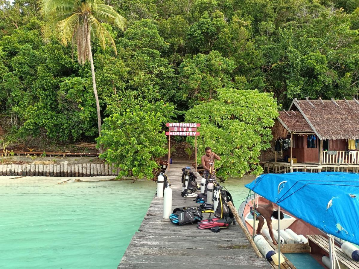 Kri Warahnus Dive Homestay מראה חיצוני תמונה