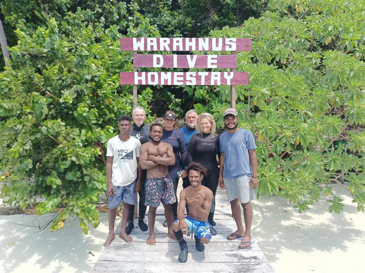 Kri Warahnus Dive Homestay מראה חיצוני תמונה